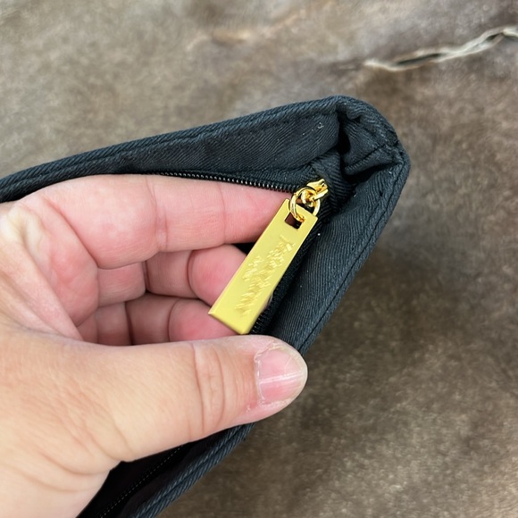 YSL Yves Saint Laurent Micro Logo Make Up Bag Clutch - Picture 5 of 5